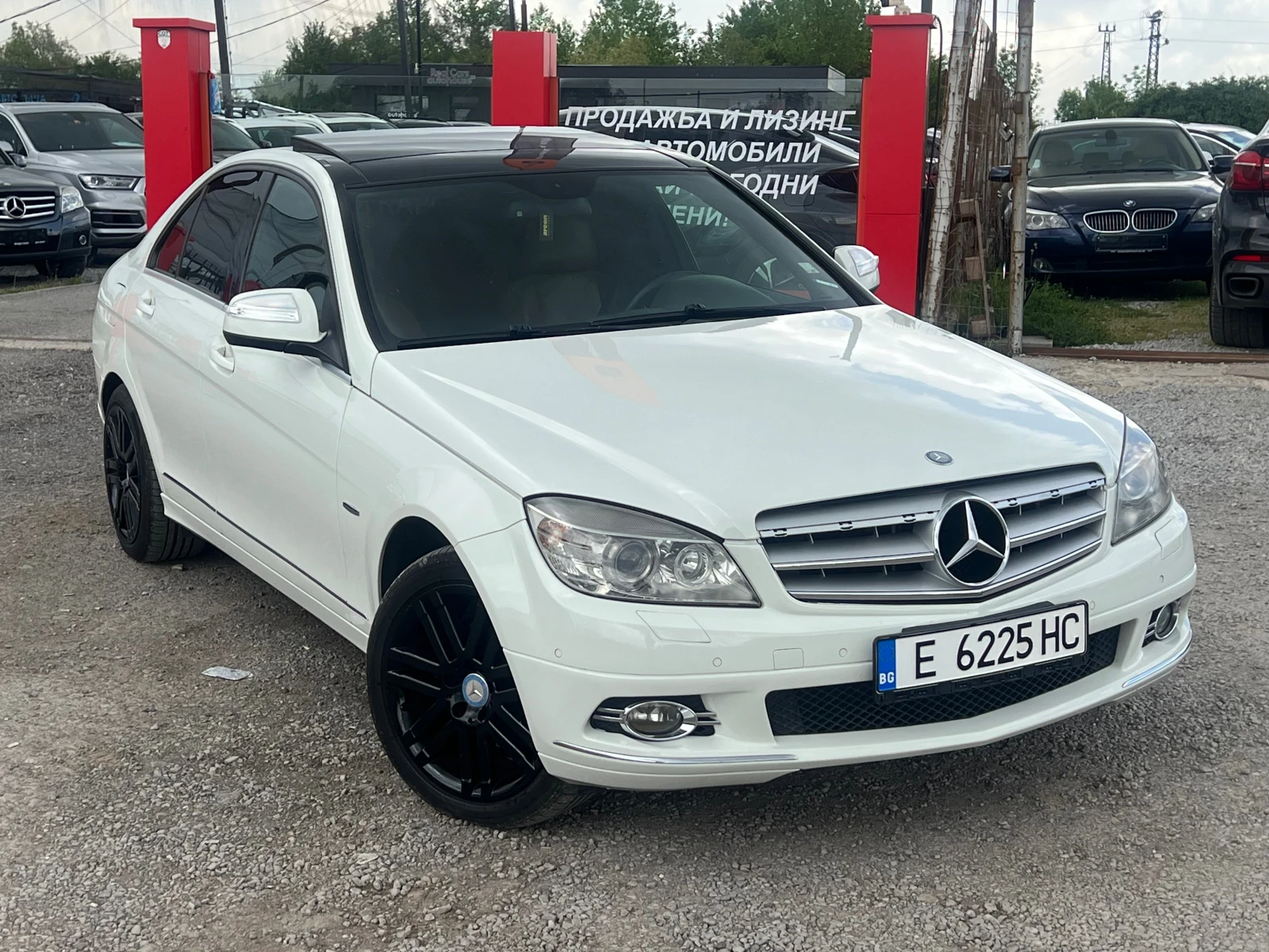 Mercedes-Benz C 220 Собствен лизинг! 100% Одобрение, снимка 2 - Автомобили и джипове - 54597494