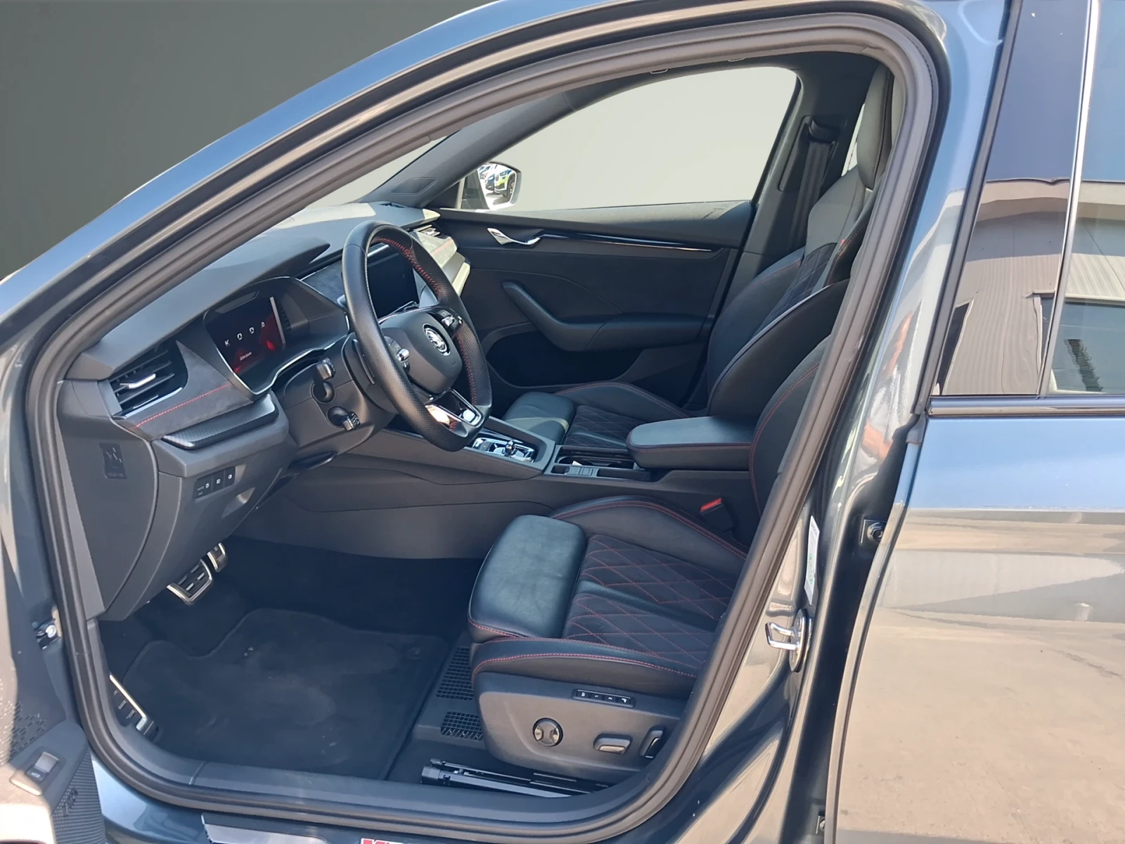 Skoda Octavia  ����� RS 2, 0 TDI, 200 �.�., 7DSG | Mobile.bg � ����������� 9