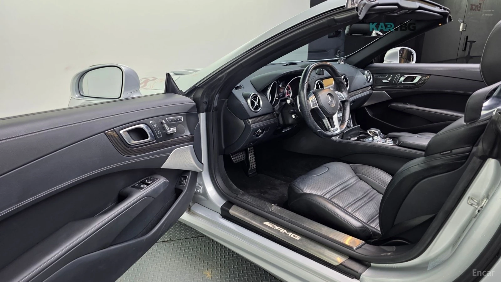 Mercedes-Benz SL 63 AMG R231* ПОДГРЕВ* ОБДУХВАНЕ* МАСАЖИ* КАМЕРА* KEYLESS*, снимка 8 - Автомобили и джипове - 55391773
