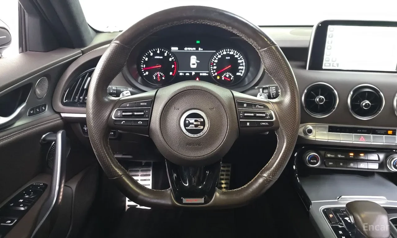 Kia Stinger GT-Line , снимка 10 - Автомобили и джипове - 55530218