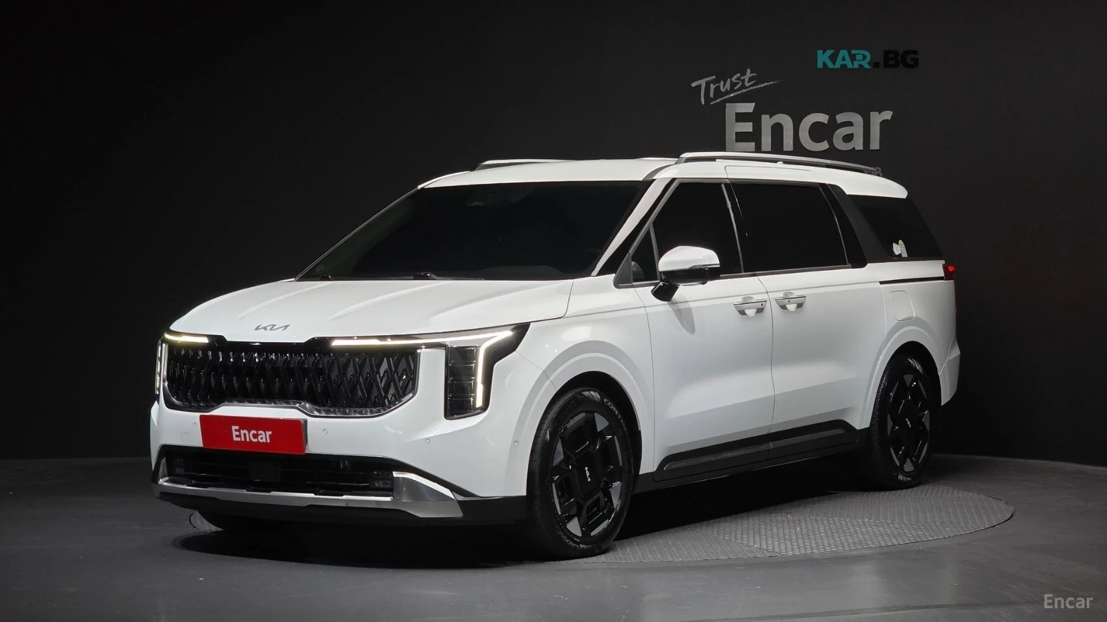 Kia Carnival SIGNATURE* 7МЕСТЕН* ДИСТРОНИК* МАСАЖИ* ОБДУХ* 360*
