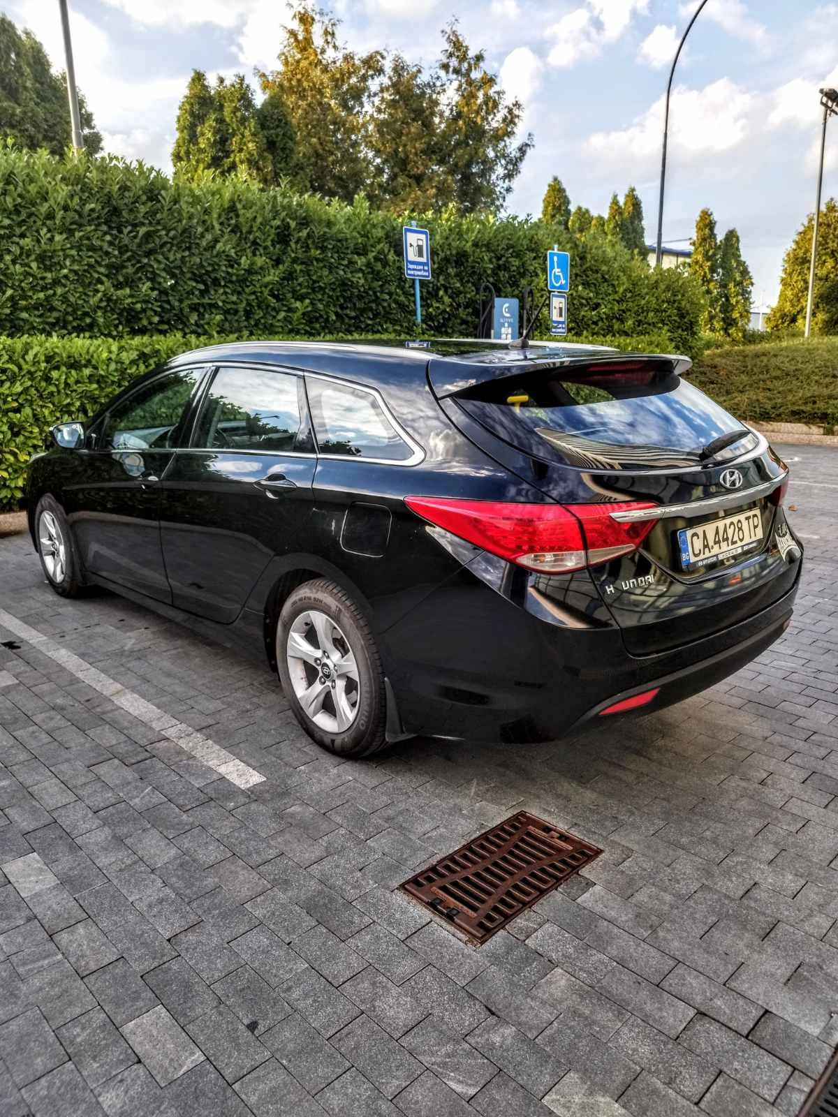 Hyundai I40 1.6GDI | КЛИМАТРОНИК | ОБСЛУЖЕНА | , снимка 4 - Автомобили и джипове - 55838536