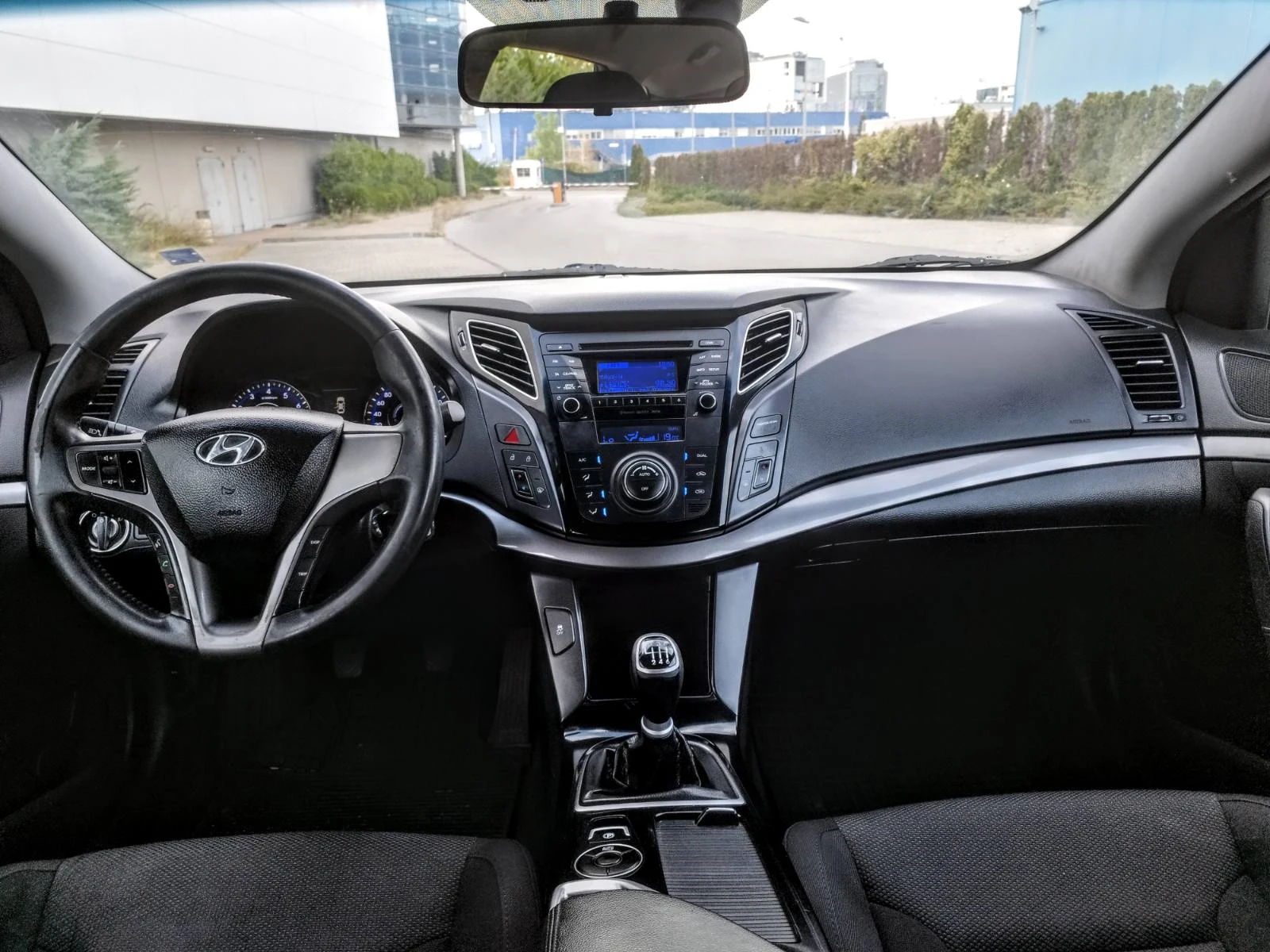 Hyundai I40 1.6GDI | КЛИМАТРОНИК | ОБСЛУЖЕНА | , снимка 14 - Автомобили и джипове - 55838536