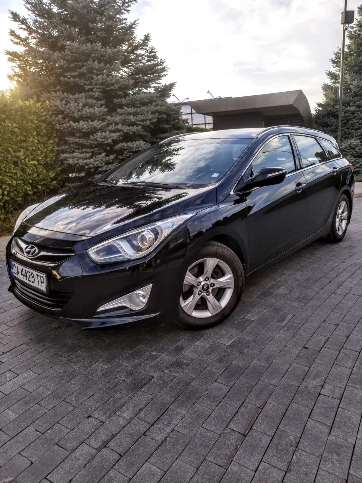 Hyundai I40 1.6GDI | КЛИМАТРОНИК | ОБСЛУЖЕНА | , снимка 15 - Автомобили и джипове - 55838536
