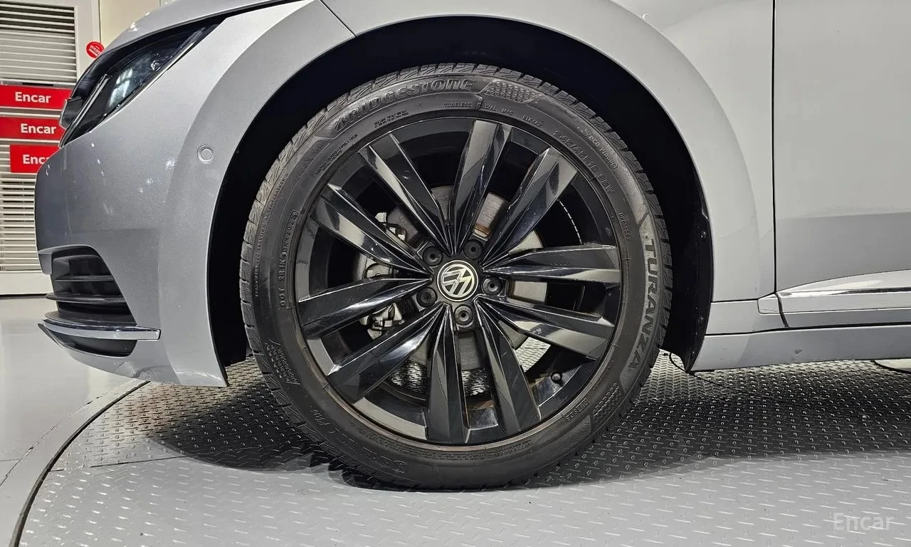 VW Arteon 2.0 TDI Prestige/ПОДГРЕВ/ПАНО/360/, снимка 5 - Автомобили и джипове - 56019299