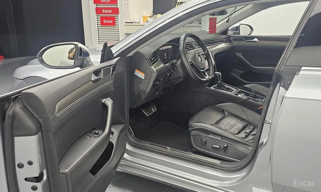VW Arteon 2.0 TDI Prestige/ПОДГРЕВ/ПАНО/360/, снимка 11 - Автомобили и джипове - 56019299