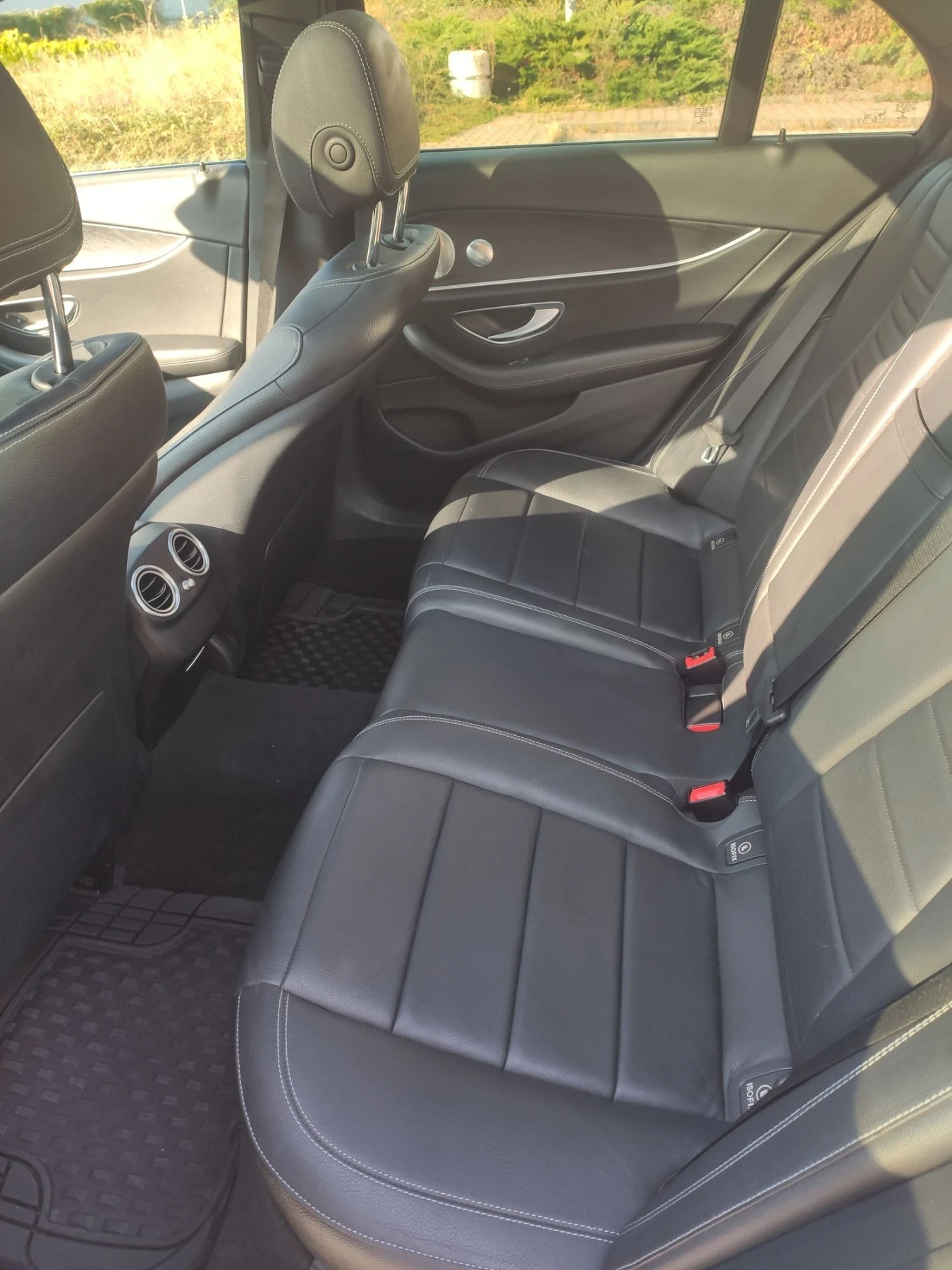Mercedes-Benz E 400 AMG pack 333 к.с., снимка 8 - Автомобили и джипове - 56153189