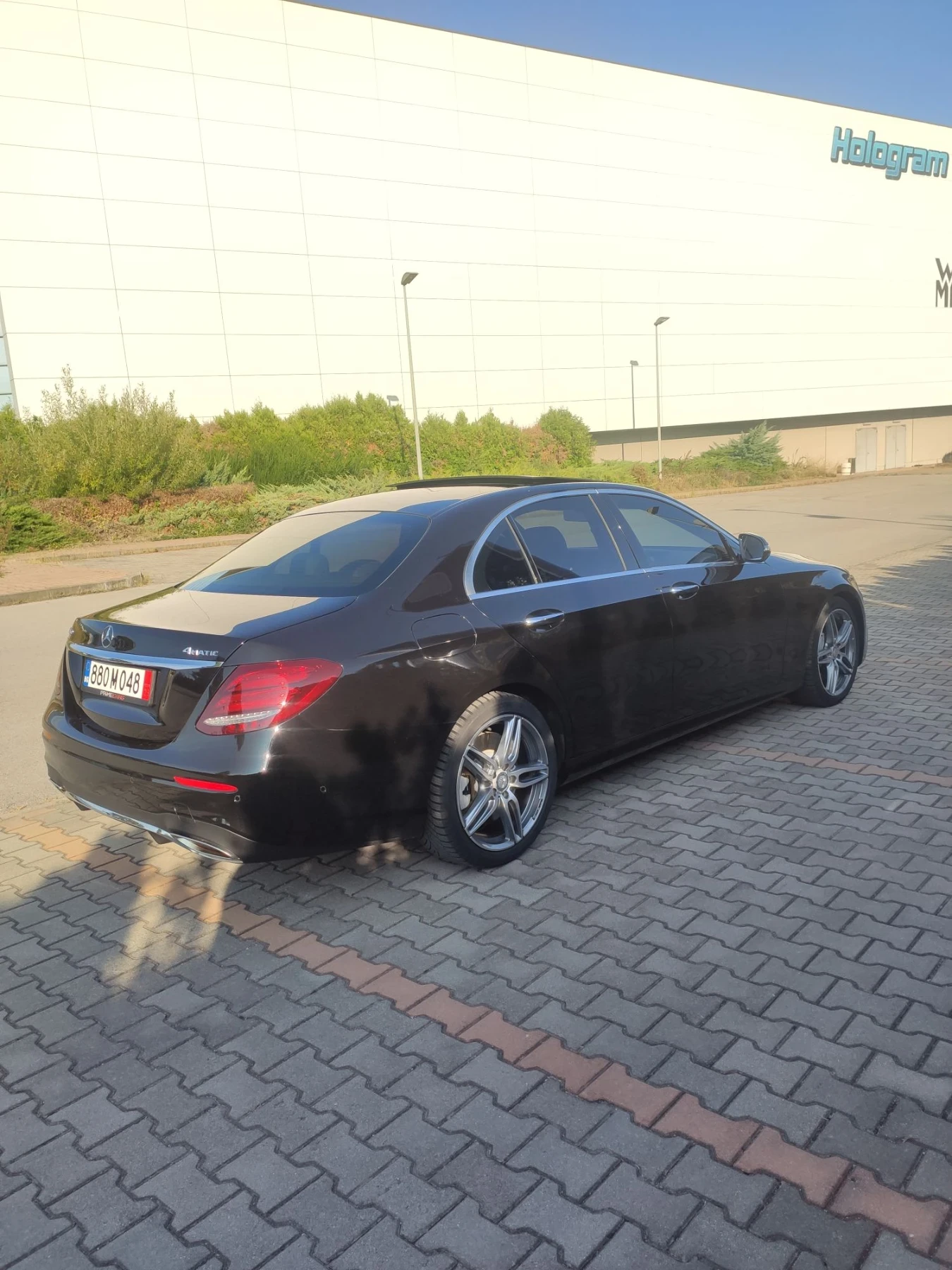Mercedes-Benz E 400 AMG pack 333 к.с., снимка 3 - Автомобили и джипове - 56153189