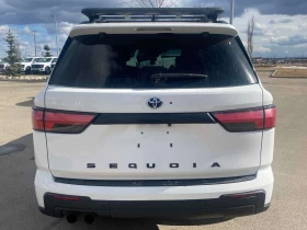 Toyota Sequoia TRD 4WD * ОБДУХВАНЕ* ПОДГРЕВИ* ПАНОРАМА* , снимка 4
