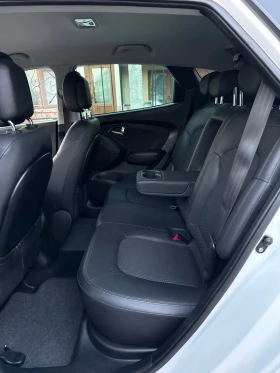 Hyundai IX35 2.0i ШВЕЙЦАРИЯ АВТОМАТИК 4WD 100% РЕАЛЕН ВИДЕО  - 9349 € / 18285.05 лв. - 94037231 13