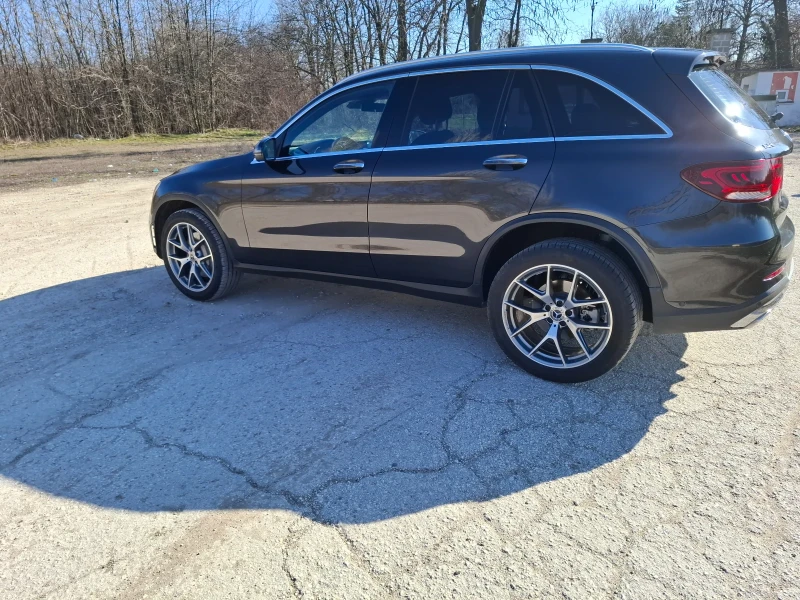 Mercedes-Benz GLC 300 AMG 4 Matic, снимка 7 - Автомобили и джипове - 49423009