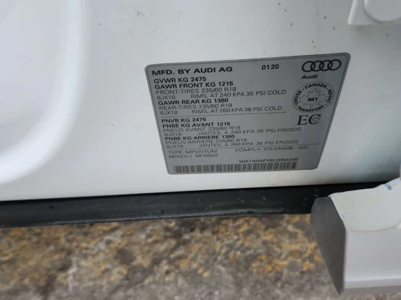 Audi Q5 * KOMFORT * CARFAX * ЦЕНА ДО БГ, снимка 17 - Автомобили и джипове - 53595008