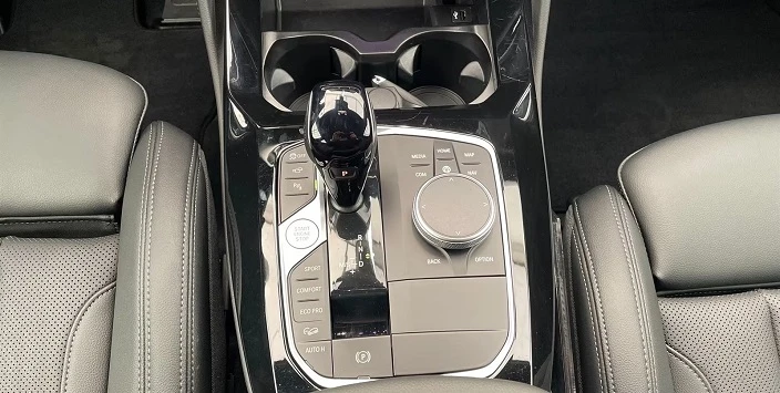 BMW X4 20i xDrive = M-Sport = Shadow Line Гаранция, снимка 8 - Автомобили и джипове - 53874889