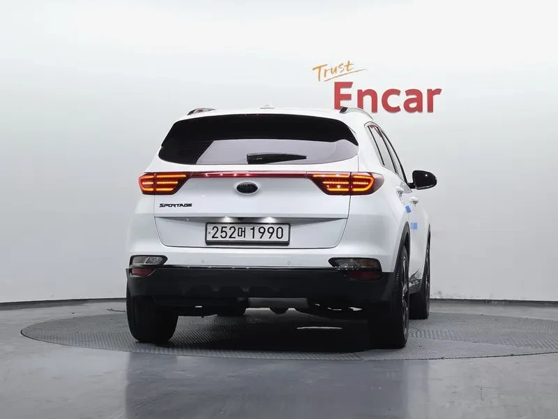 Kia Sportage DIESEL 2.0 2WD PRESTIGE GRAVITY, снимка 4 - Автомобили и джипове - 55171336