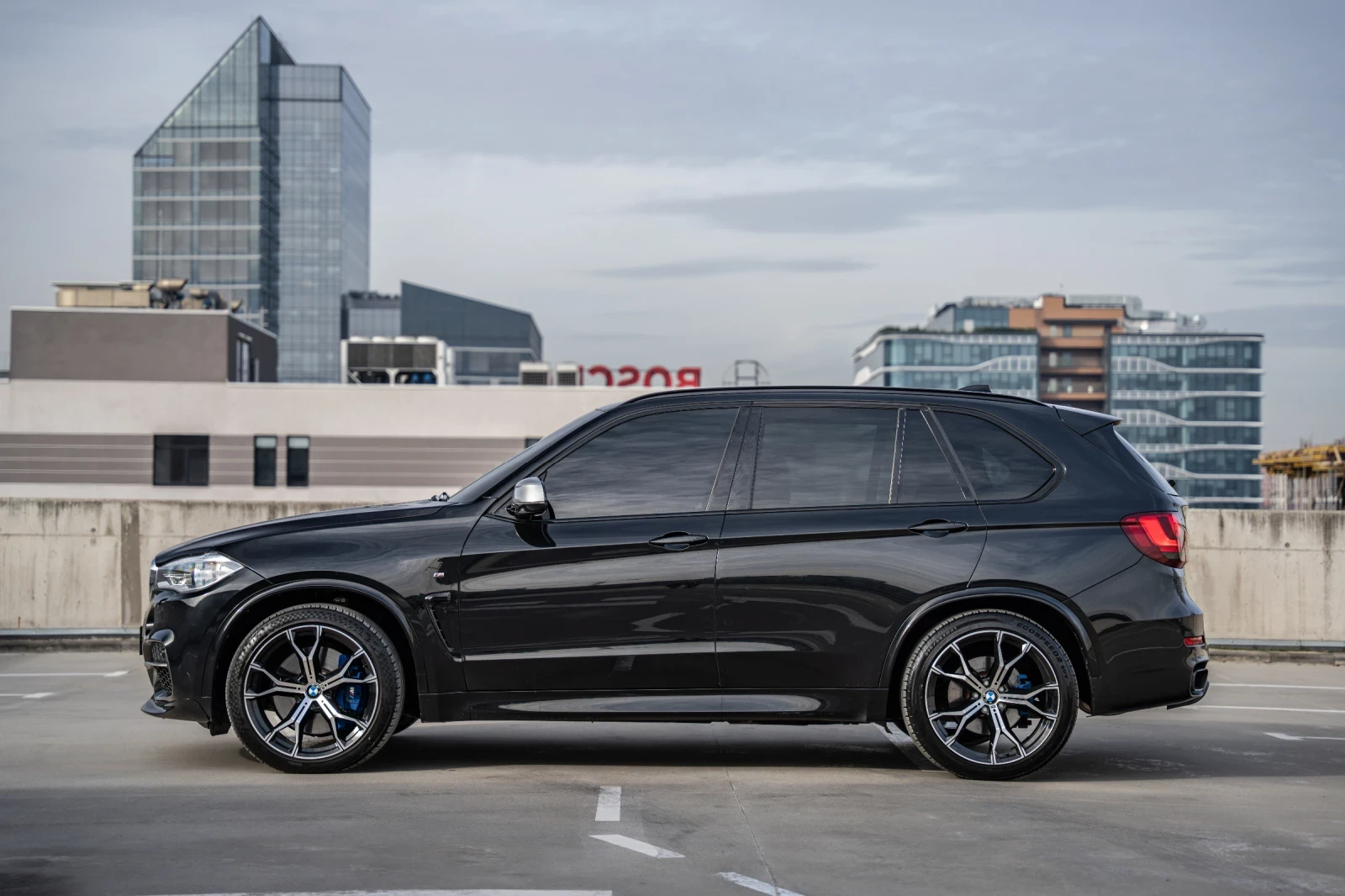BMW X5 M50d M performance / нов двигател гаранция 12м. - изображение 4