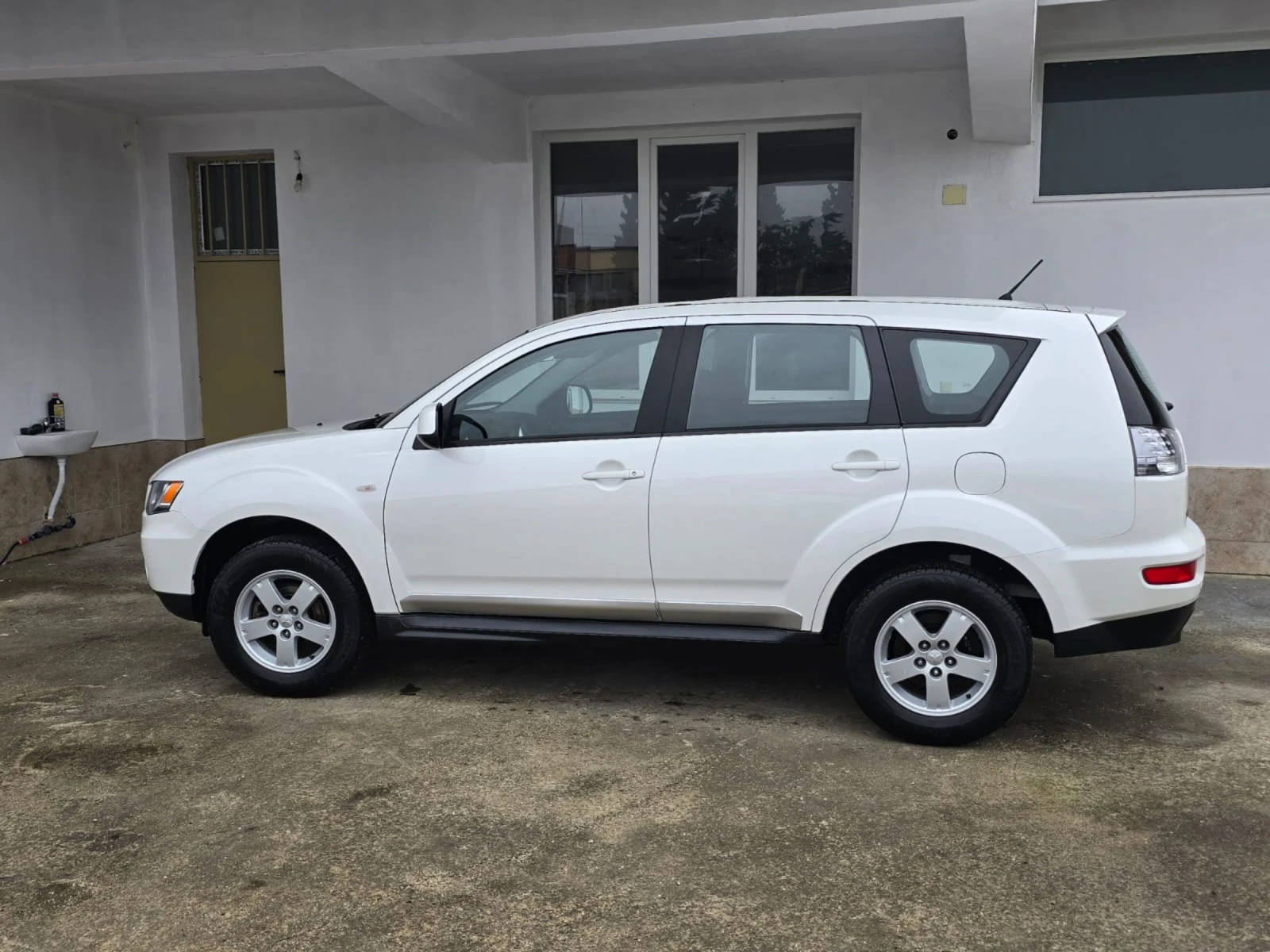Mitsubishi Outlander | Mobile.bg � ����������� 15