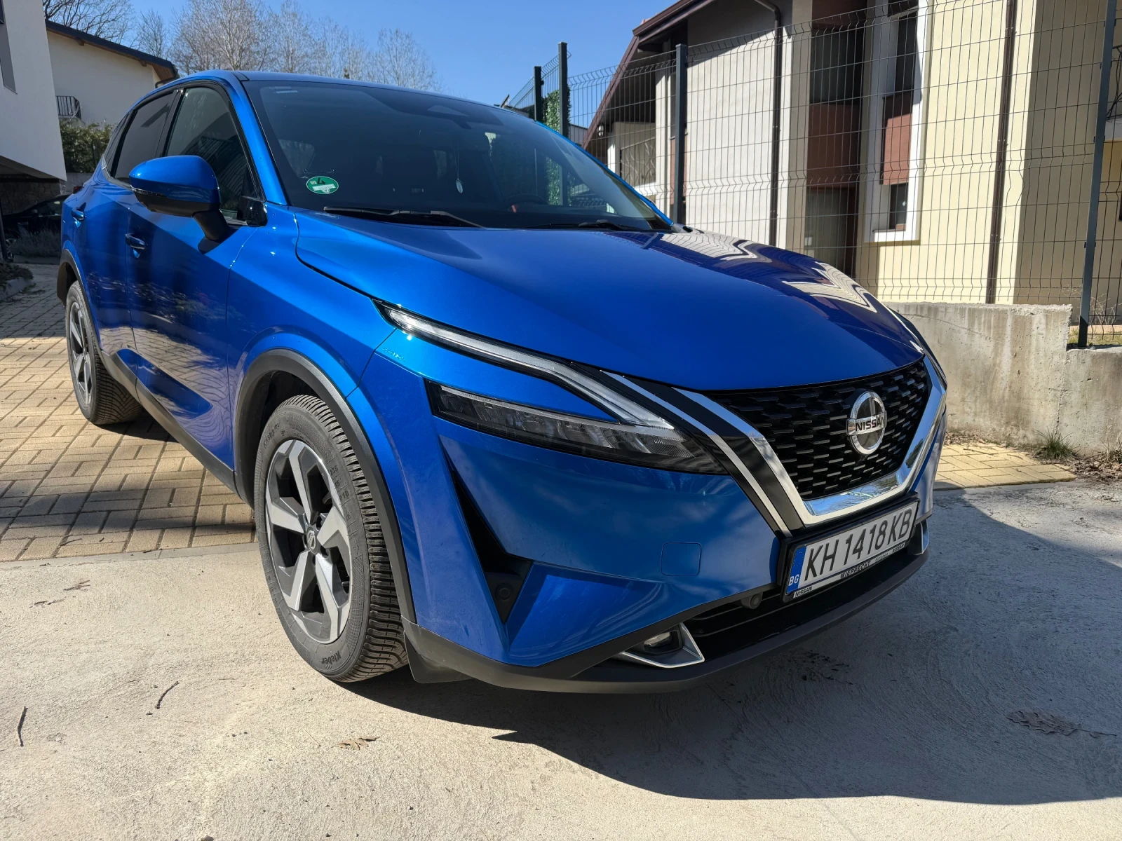 Nissan Qashqai, снимка 5 - Автомобили и джипове - 53822098