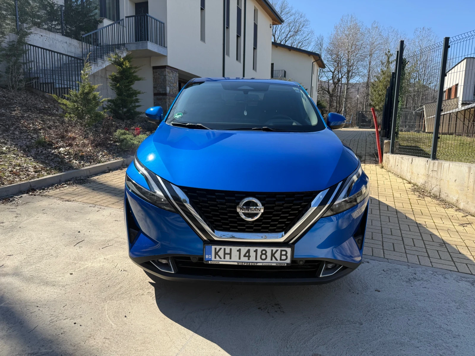 Nissan Qashqai, снимка 6 - Автомобили и джипове - 53822098