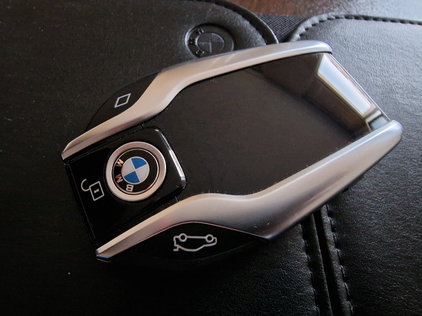 BMW X4 M 40d Individual, снимка 17 - Автомобили и джипове - 54325219