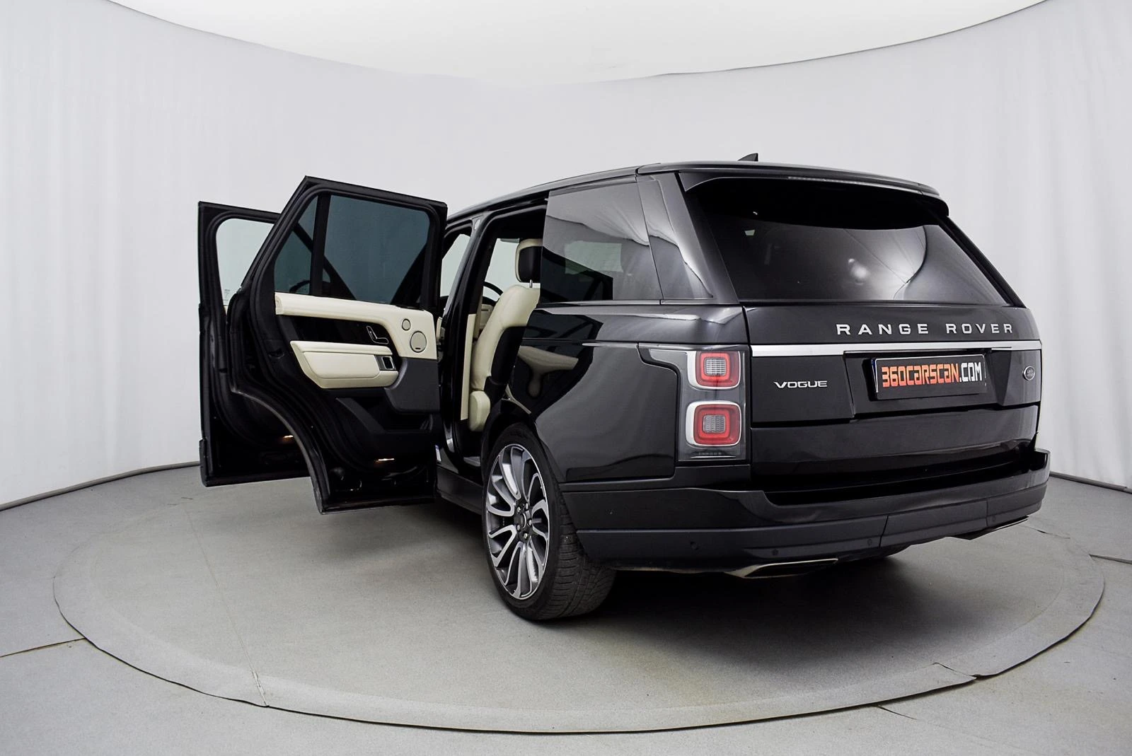 Land Rover Range rover 2019 г., снимка 8 - Автомобили и джипове - 54559456