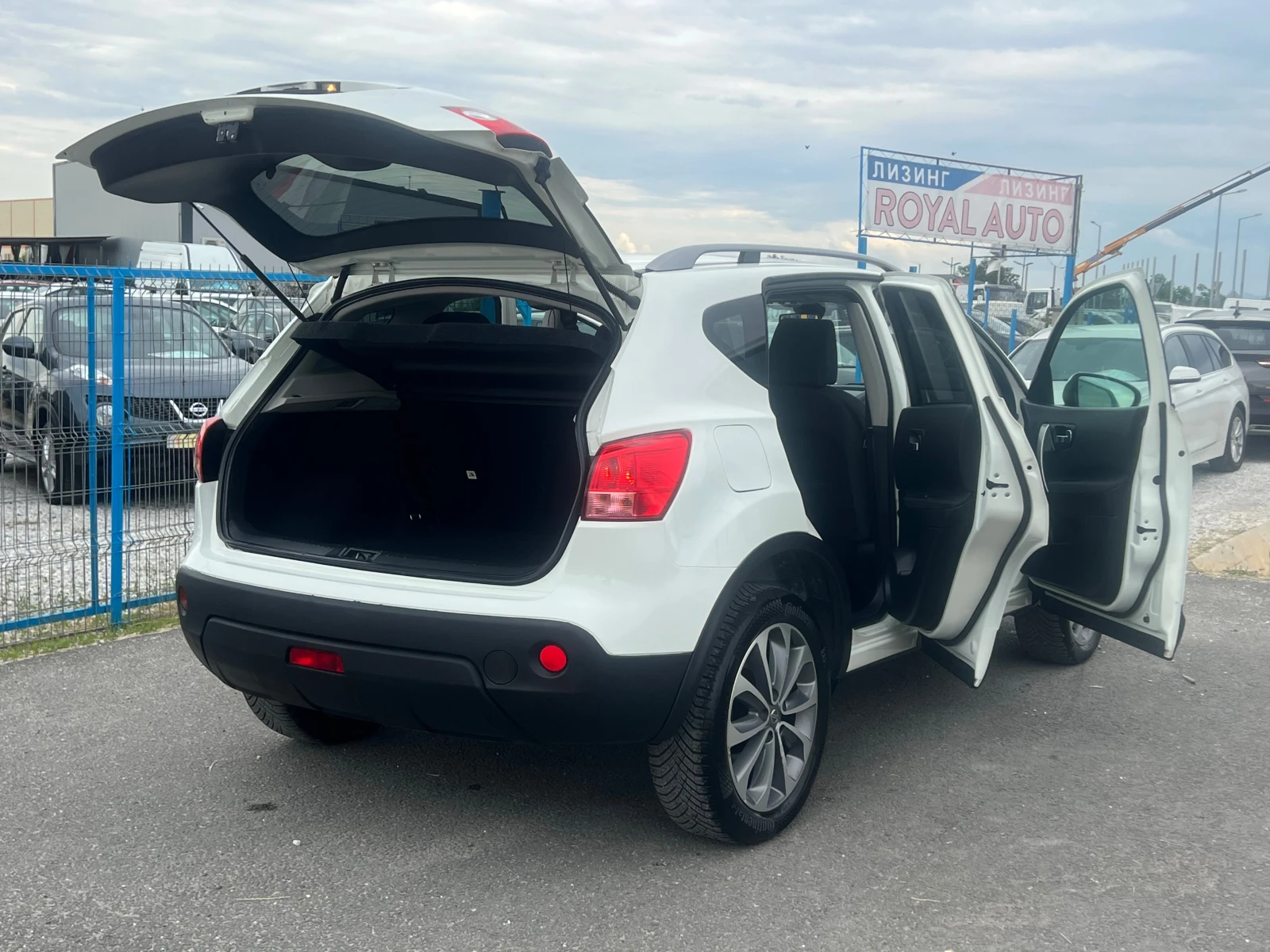 Nissan Qashqai ЛИЗИНГ-4Х4-НАВИ-N-TEC-ПАНОРАМА-КЛИМАТРОНИК, снимка 13 - Автомобили и джипове - 54610794