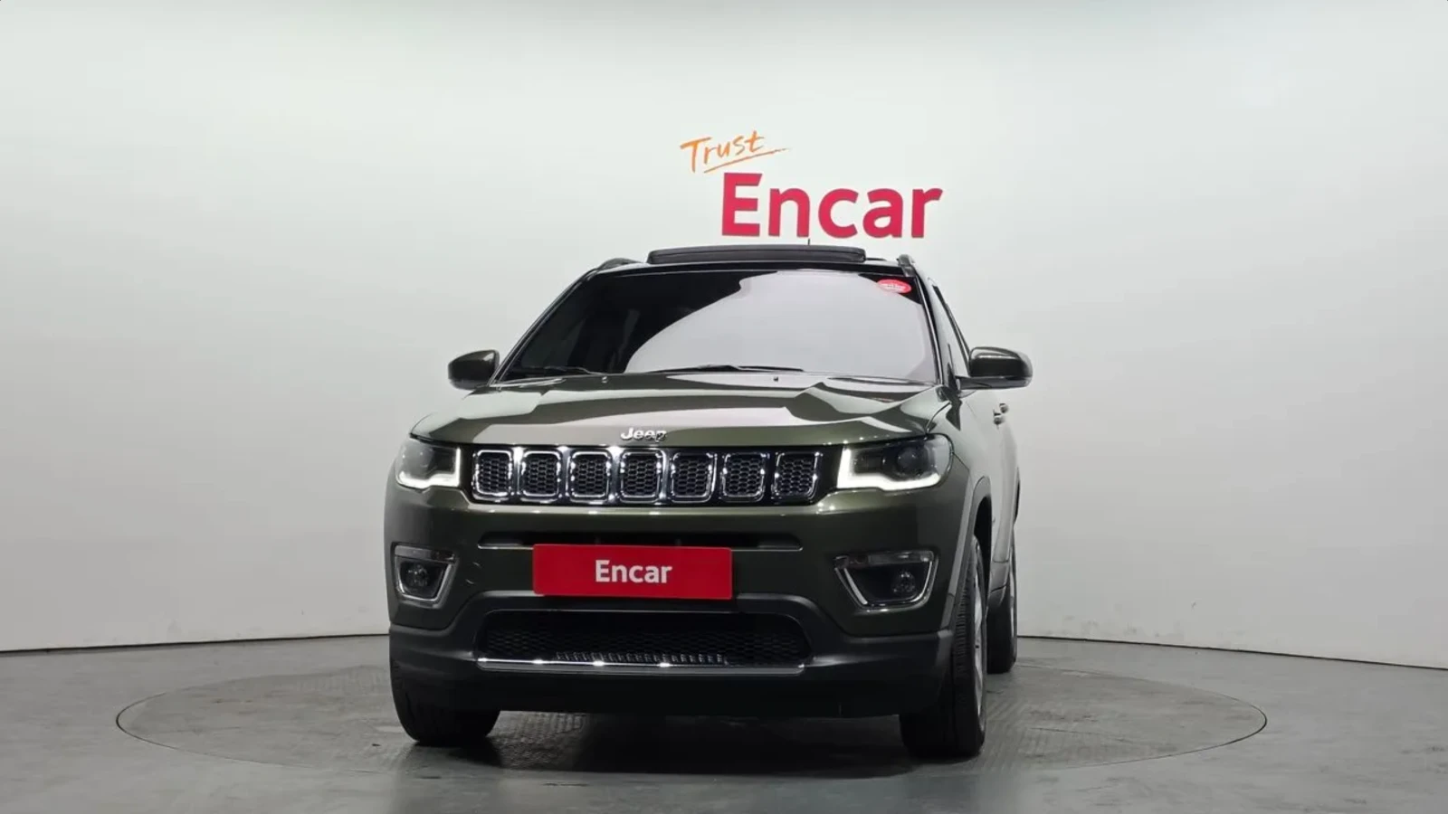 Jeep Compass 2.4 LIMITED | AWD | ПОДГРЕВ | ПАНОРАМА, снимка 2 - Автомобили и джипове - 54752689