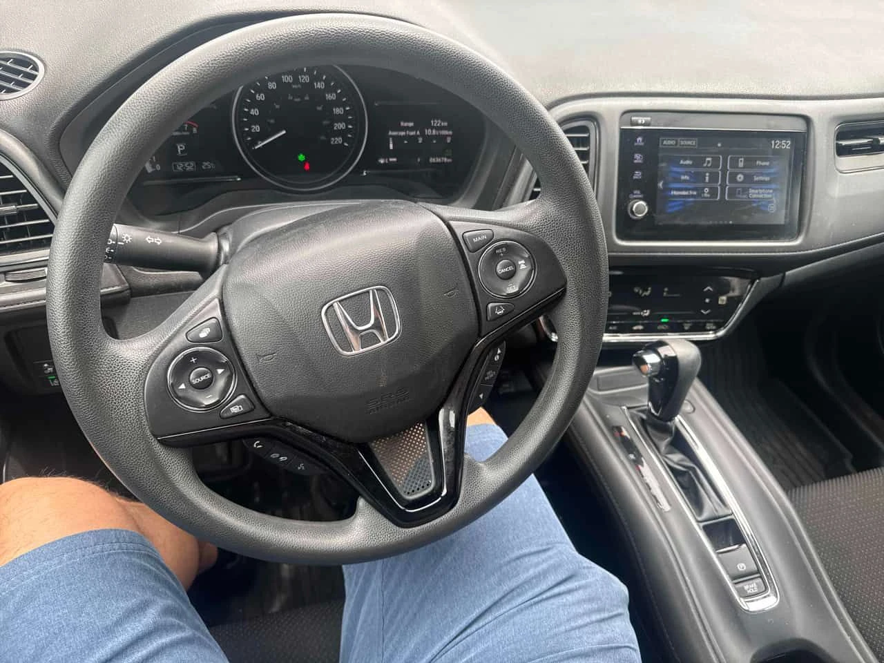 Honda Hr-v * LX * АВТОКРЕДИТ БЕЗ ПЪРВОНАЧАЛНА ВНОСКА* , снимка 9 - Автомобили и джипове - 54920807