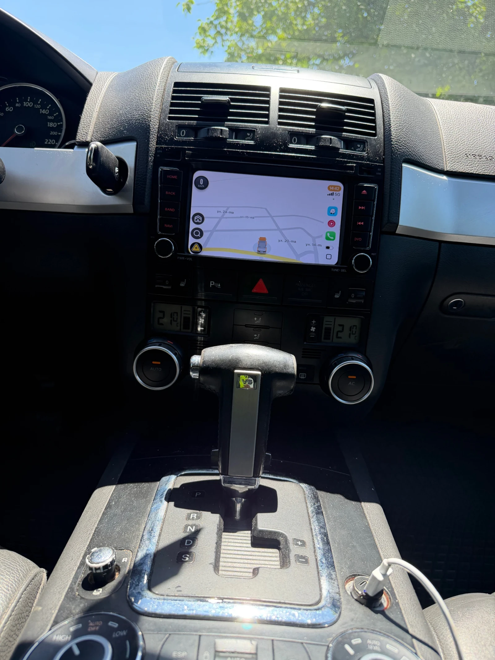 VW Touareg 3.0TDI, снимка 7 - Автомобили и джипове - 54934225