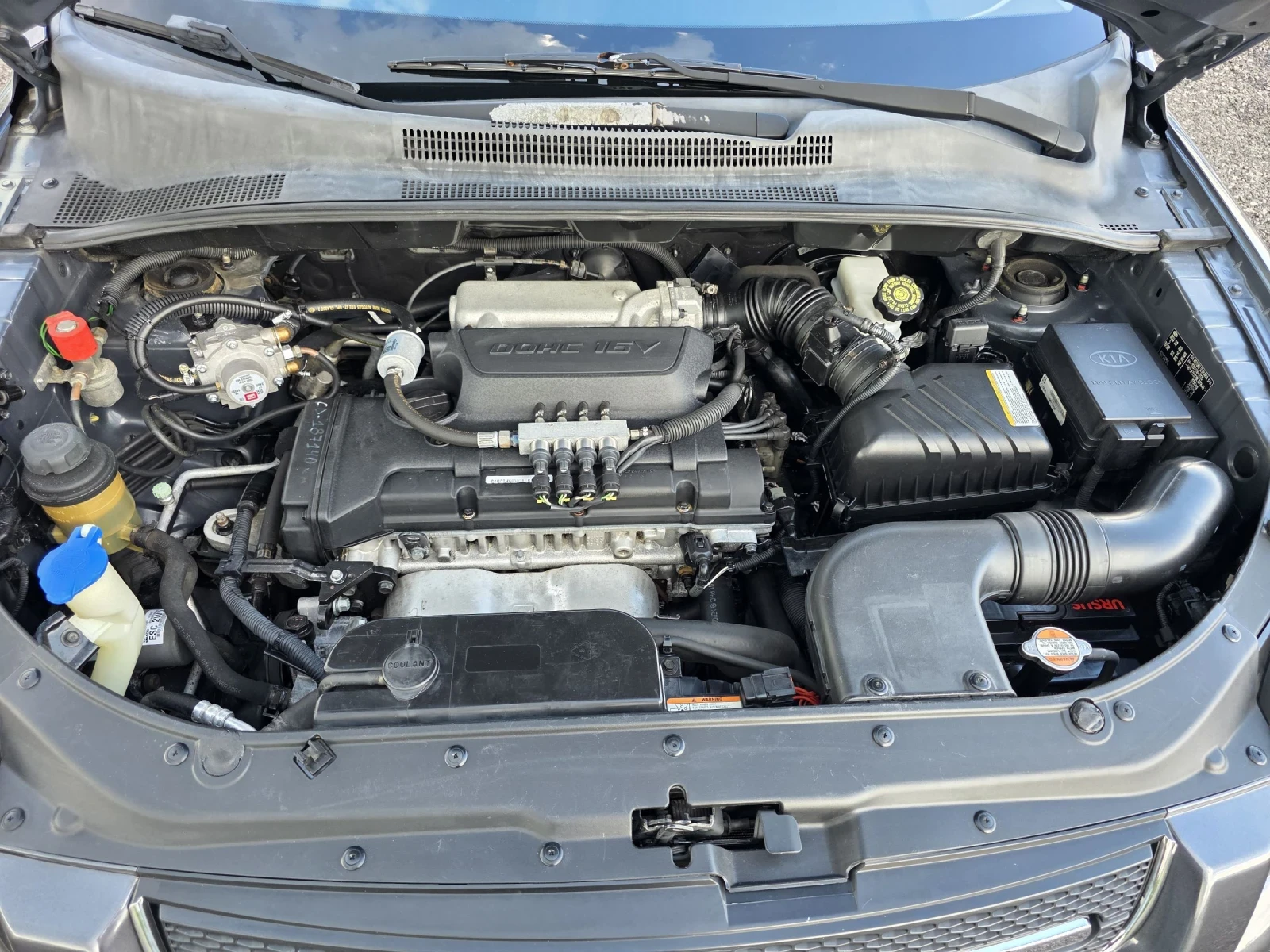 Kia Sportage 2.0i GPL BRC, снимка 17 - Автомобили и джипове - 55145629