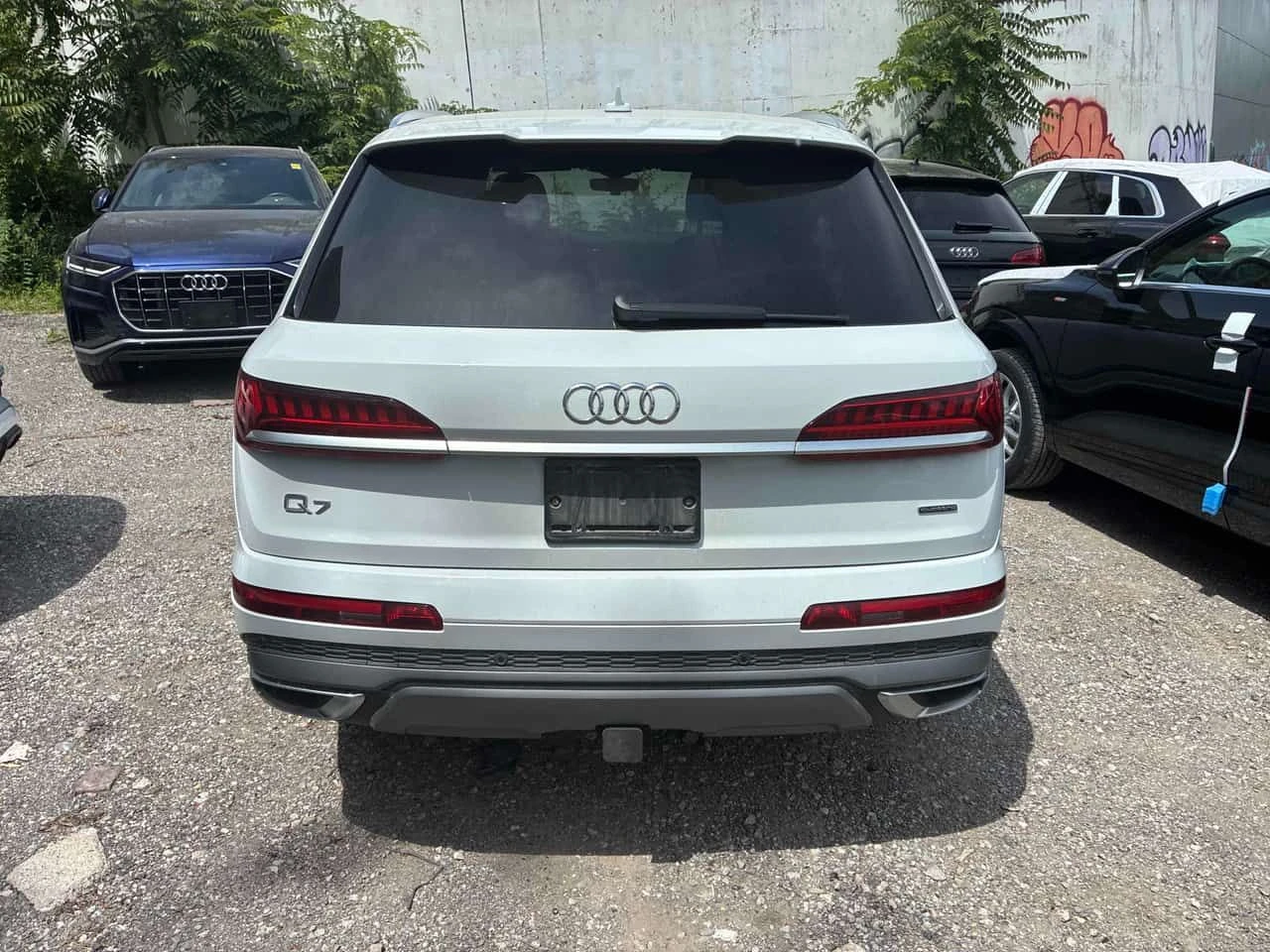 Audi Q7 QUATTRO * ГЛАВНО ПРЕДСТАВИТЕЛСТВО НА AUDI* , снимка 5 - Автомобили и джипове - 55218713