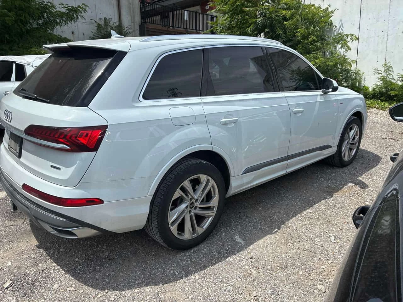 Audi Q7 QUATTRO * ГЛАВНО ПРЕДСТАВИТЕЛСТВО НА AUDI* , снимка 4 - Автомобили и джипове - 55218713