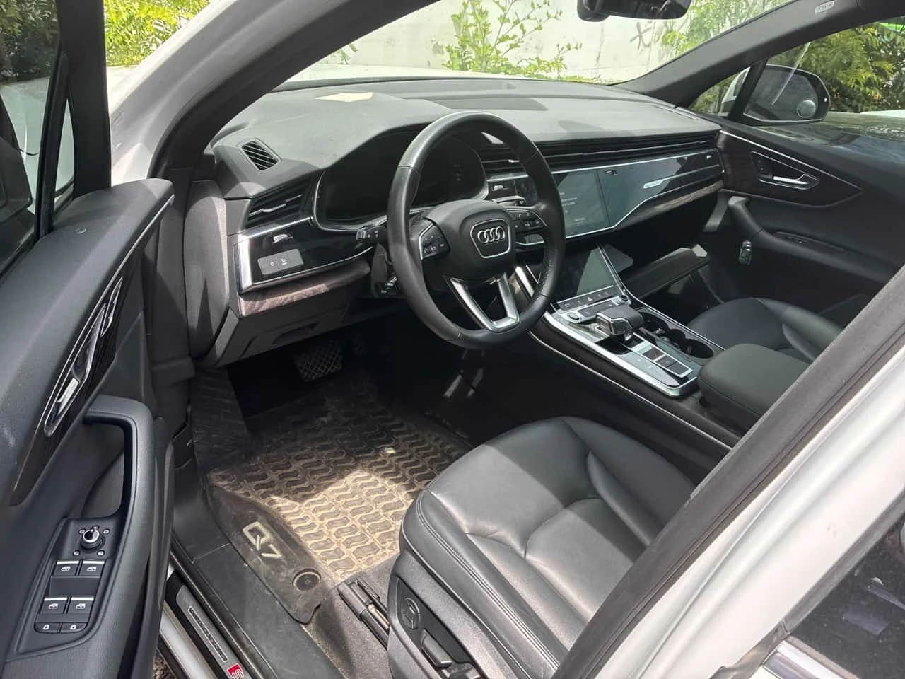 Audi Q7 QUATTRO * ГЛАВНО ПРЕДСТАВИТЕЛСТВО НА AUDI* , снимка 7 - Автомобили и джипове - 55218713
