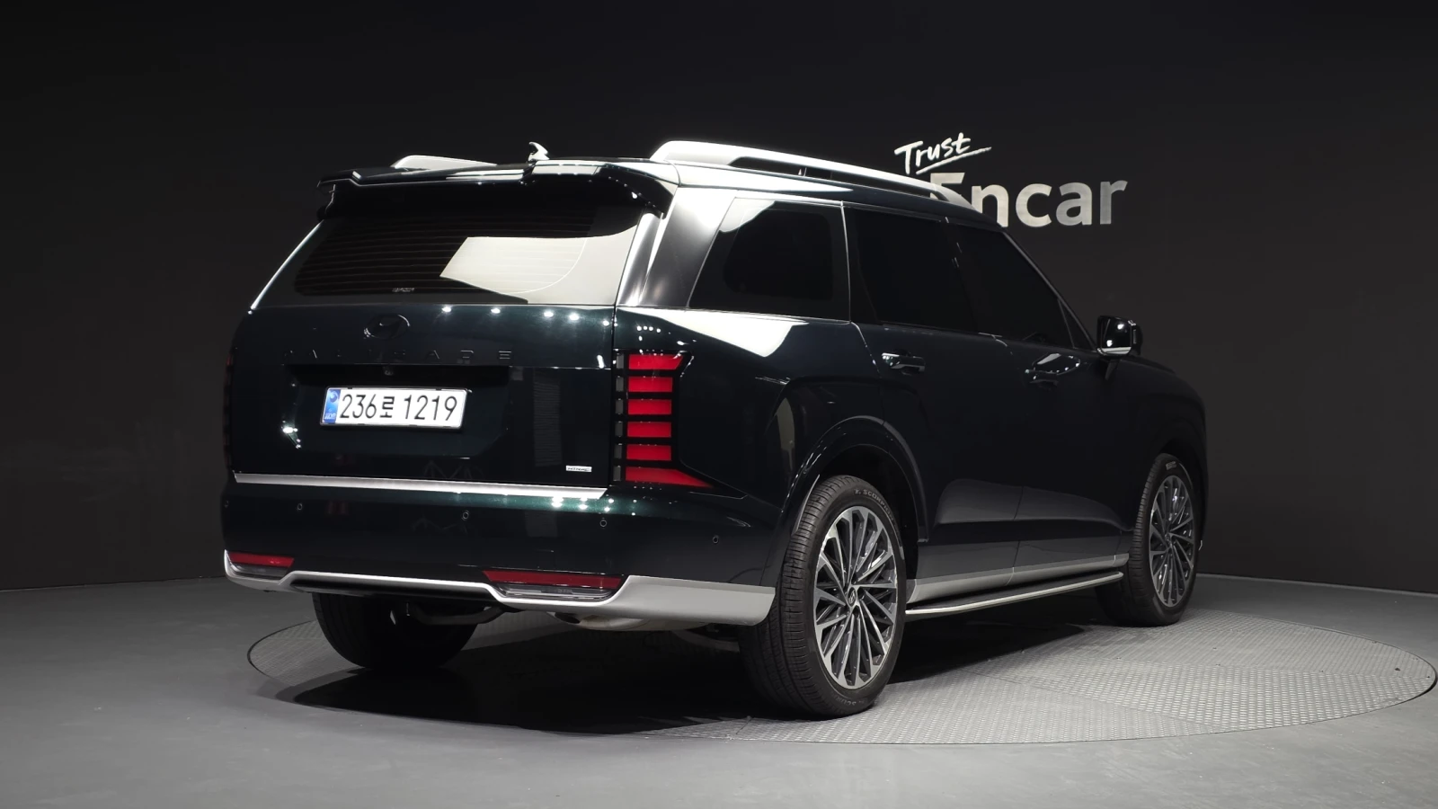 Hyundai Palisade 2.5T Calligraphy* ЕЛ. БАГАЖНИК* HUD* КРАЙНА ЦЕНА, снимка 2 - Автомобили и джипове - 55399363