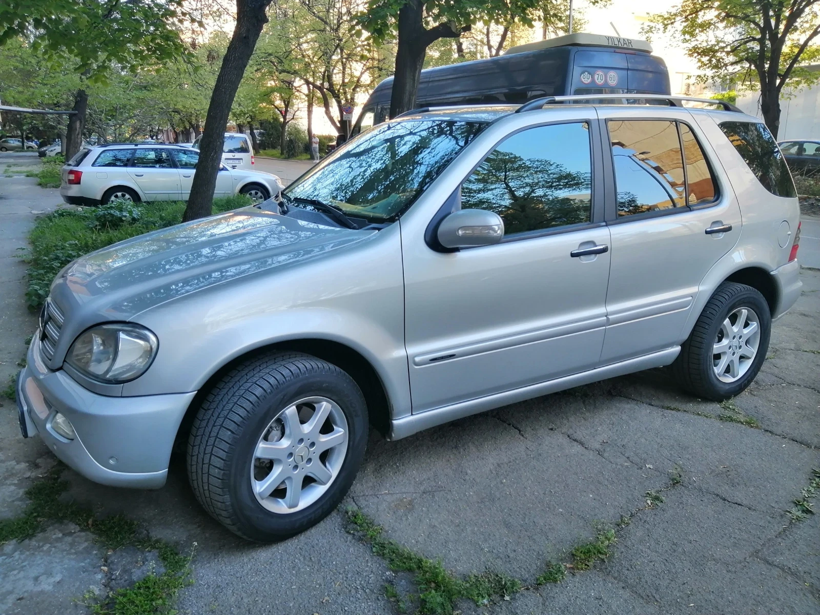 Mercedes-Benz ML 270, снимка 2 - Автомобили и джипове - 55959106