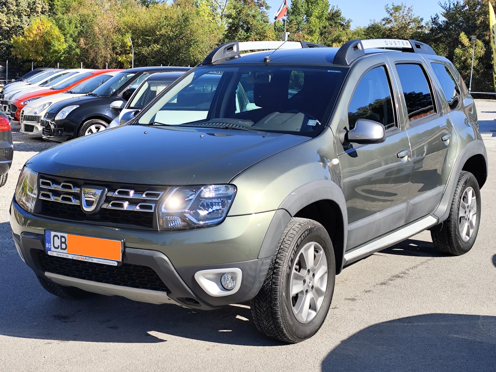 Dacia Duster 1.6i/ GPL/ LIMITED /KLIMA/ РЕГИСТРИРАН/NAVI/CAMERA