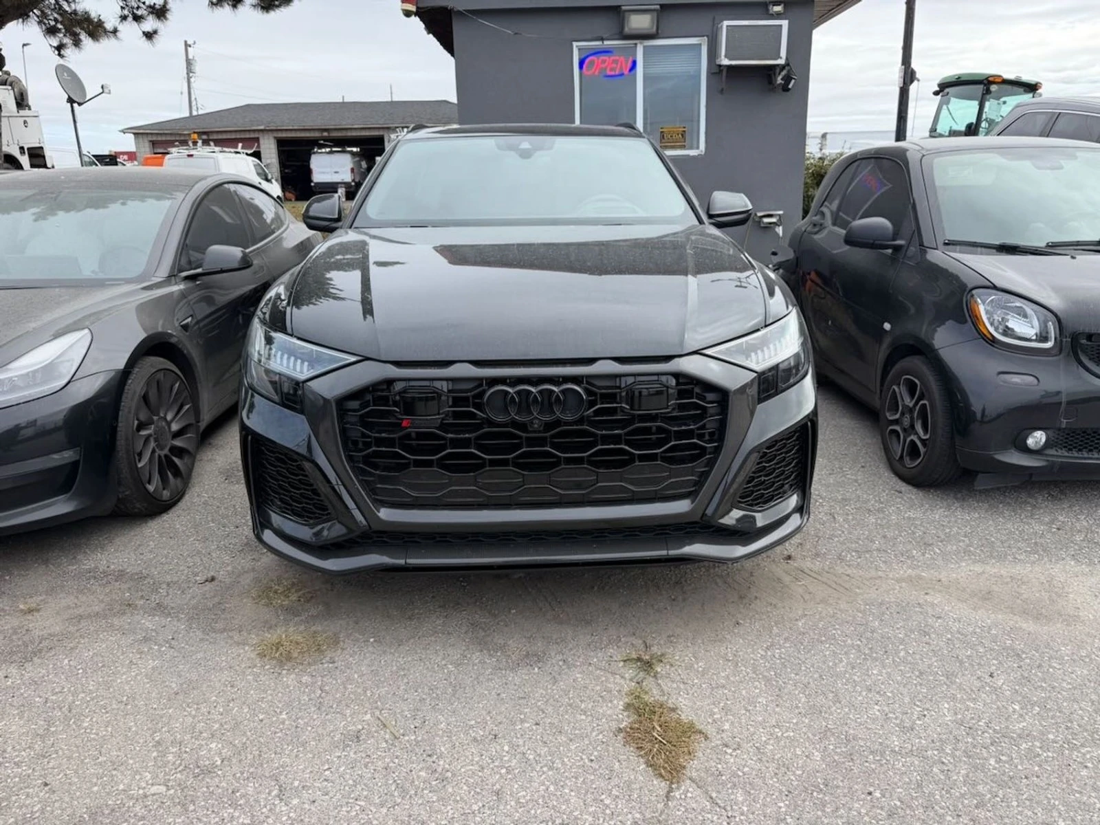 Audi RSQ8 ���� �� �������� & ���������� | Mobile.bg � ����������� 2