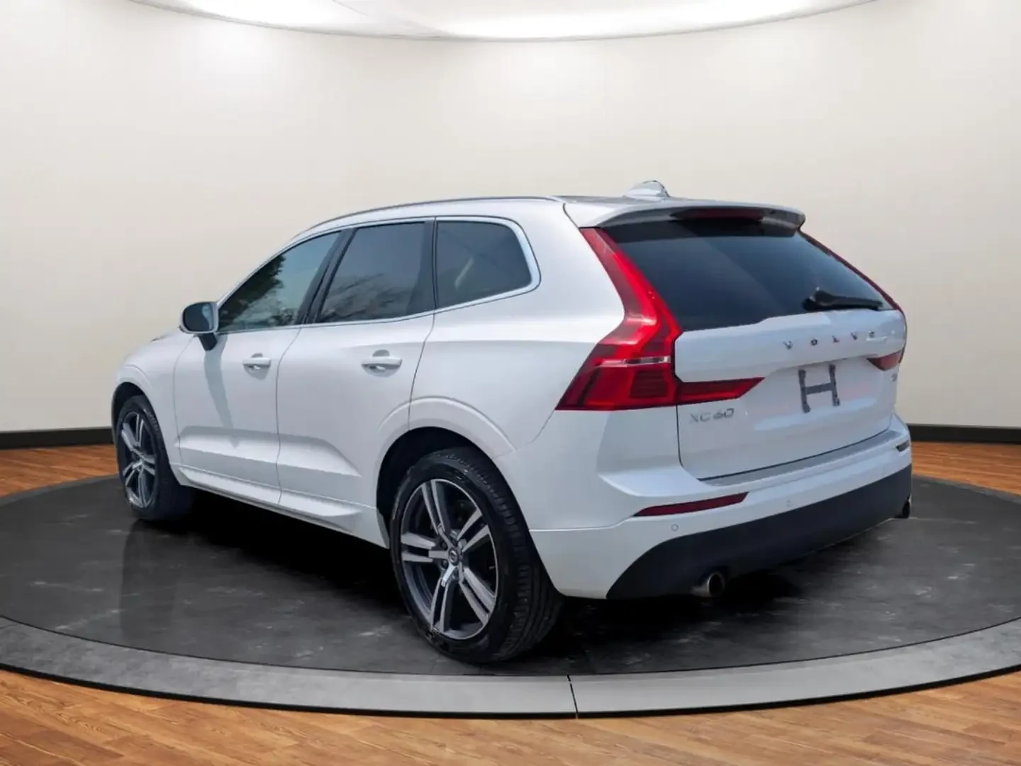 Volvo XC60 T6* MOMENTUM* LANE* ASSIST* ��������* 7* �����*  | Mobile.bg � ����������� 2