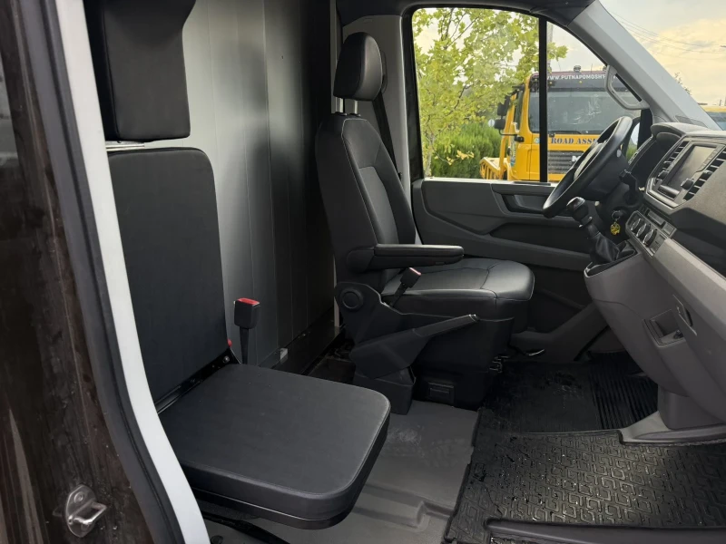 VW Crafter 2.0TDI-177к.с, снимка 8 - Бусове и автобуси - 53227436