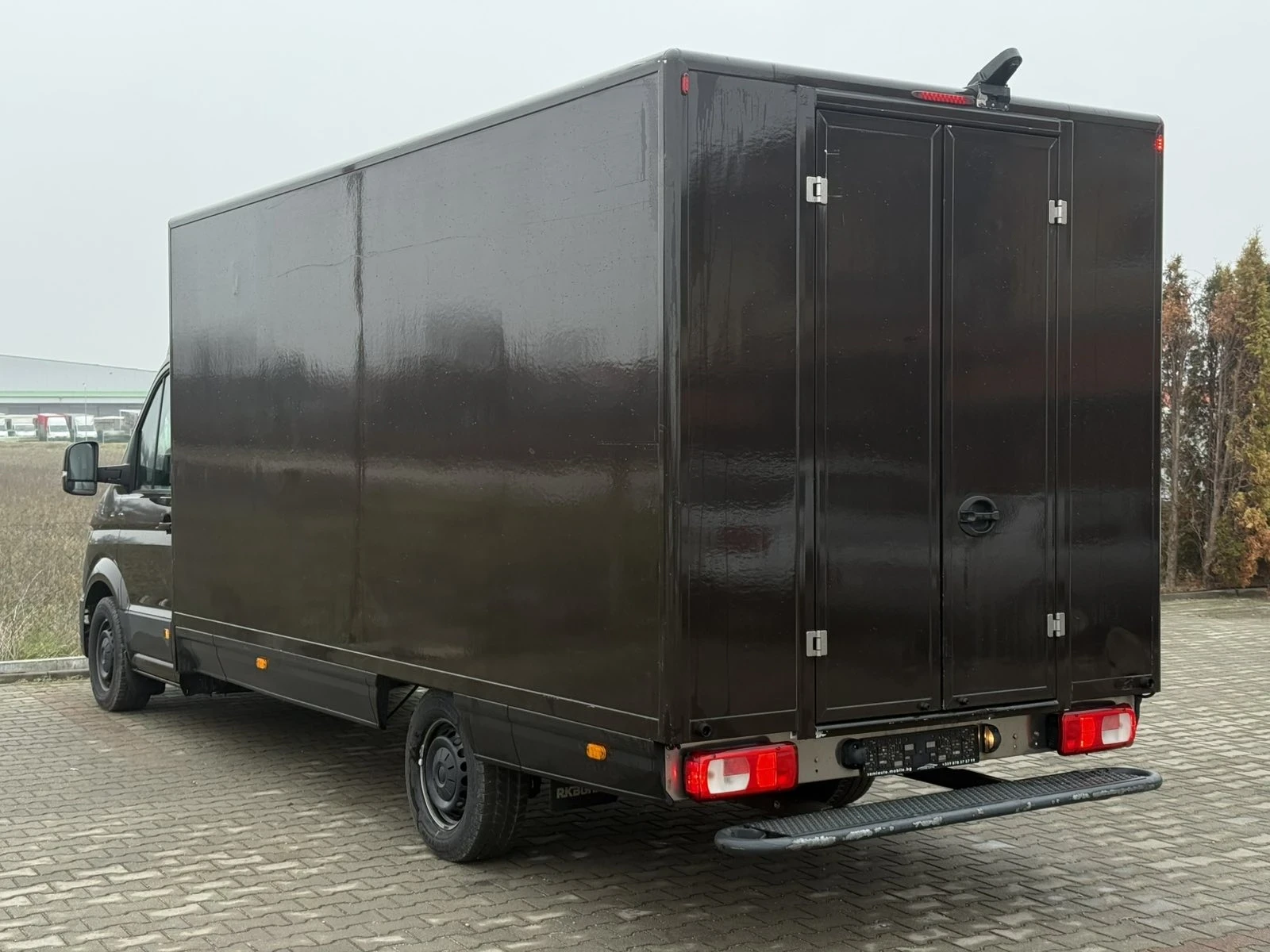 VW Crafter 2.0TDI-177к.с - изображение 4