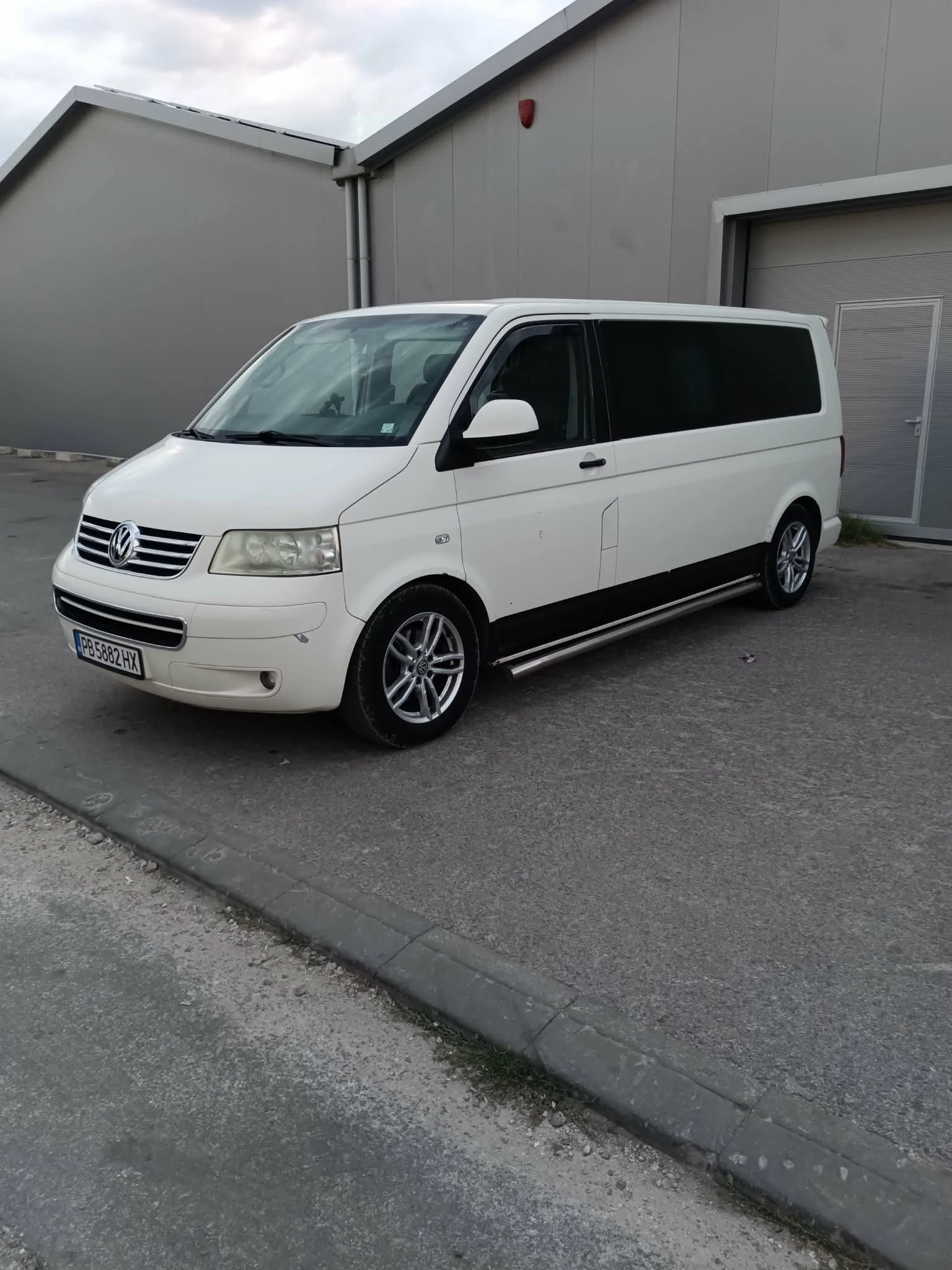 VW T5 2.5TDI 131кс КЛИМАТИК ДЪЛГА-БАЗА. Товаропътнически