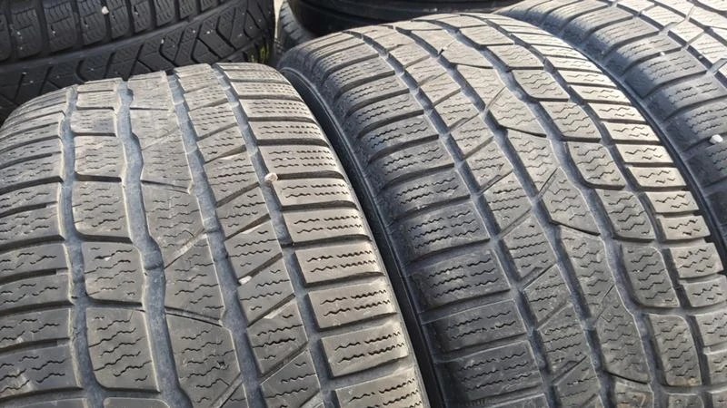 Гуми Зимни 225/40R18, снимка 5 - Гуми и джанти - 27723889