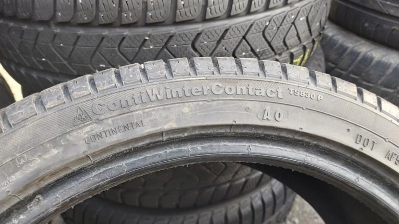 Гуми Зимни 225/40R18, снимка 8 - Гуми и джанти - 27723889