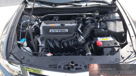 Honda Accord 2.4i-VTEC FACELIFT CH-СЕРВИЗНА ИСТ-ТОП СЪСТ-Лизинг, снимка 16