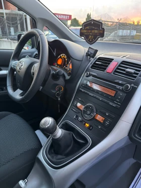 Toyota Auris  1.6  132 . 6  | Mobile.bg    14