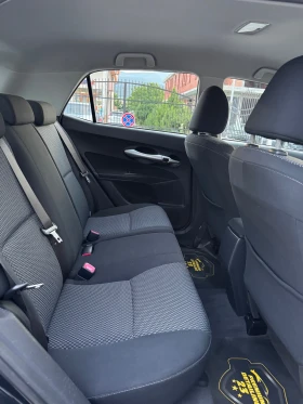 Toyota Auris  1.6  132 . 6  | Mobile.bg    12