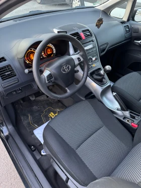 Toyota Auris  1.6  132 . 6  | Mobile.bg    9