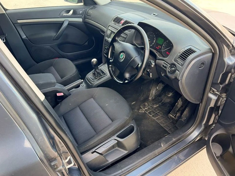 Skoda Octavia 2.0, снимка 4 - Автомобили и джипове - 42193875