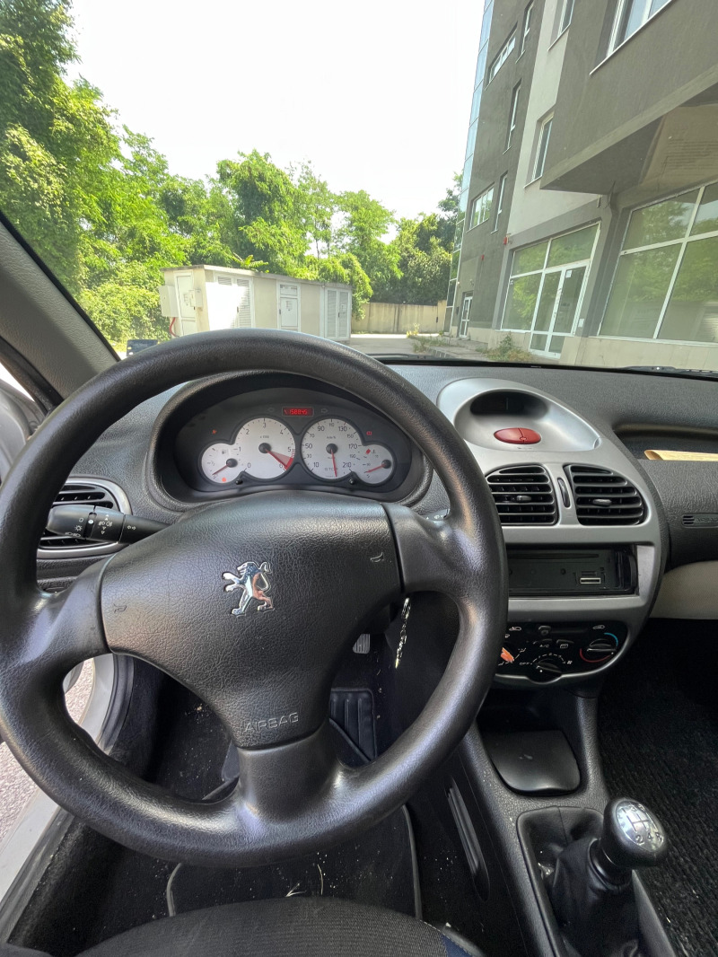 Peugeot 206, снимка 10 - Автомобили и джипове - 46361640