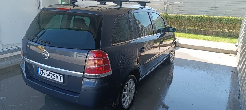 Opel Zafira 1.6 cng, снимка 8 - Автомобили и джипове - 47262891