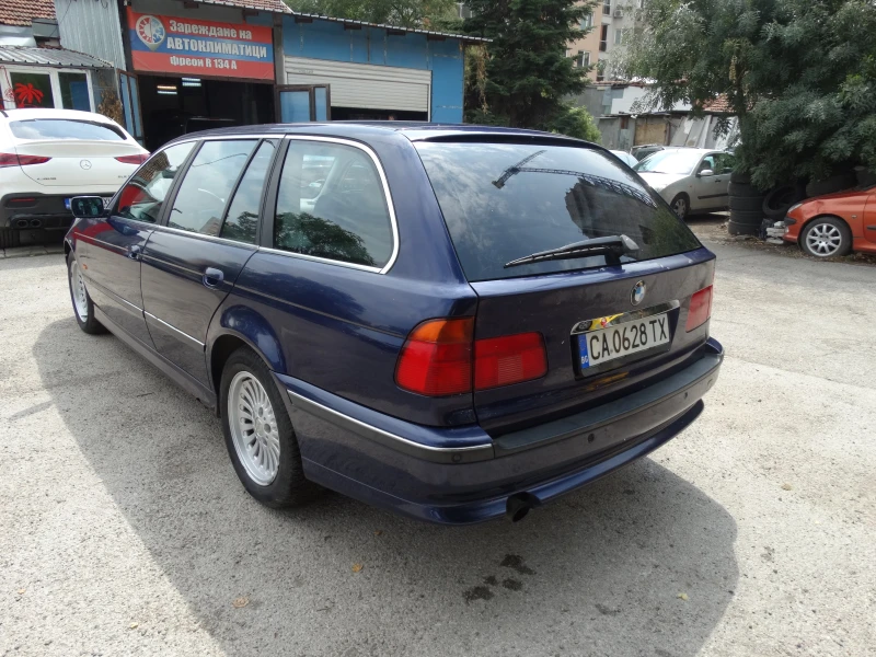 BMW 523 2.3I AUTOMAT, снимка 5 - Автомобили и джипове - 46979391